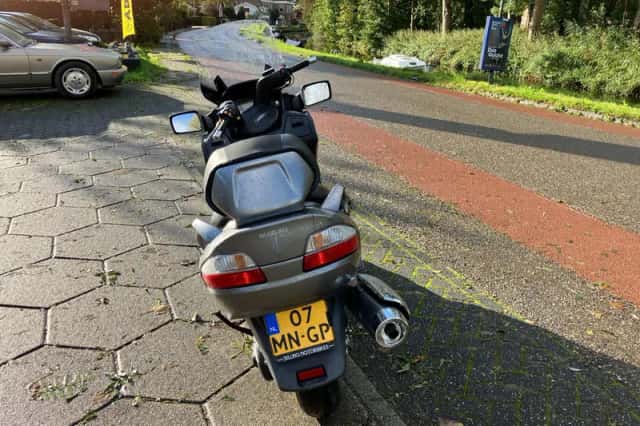 Suzuki AN 650 Burgman (2010) thumbnail 4
