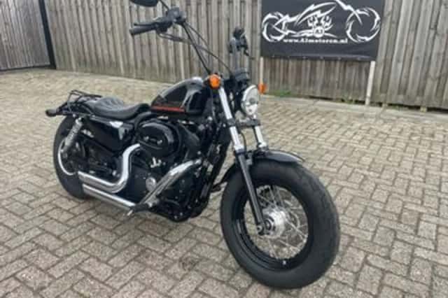 Harley-Davidson Sportster Forty Eight (2011) thumbnail 2