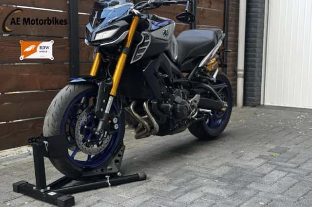 Yamaha MT-09 (2019) thumbnail 1