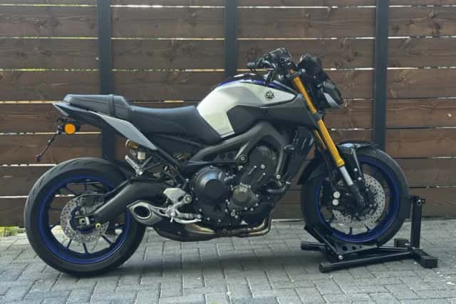 Yamaha MT-09 (2019) thumbnail 3