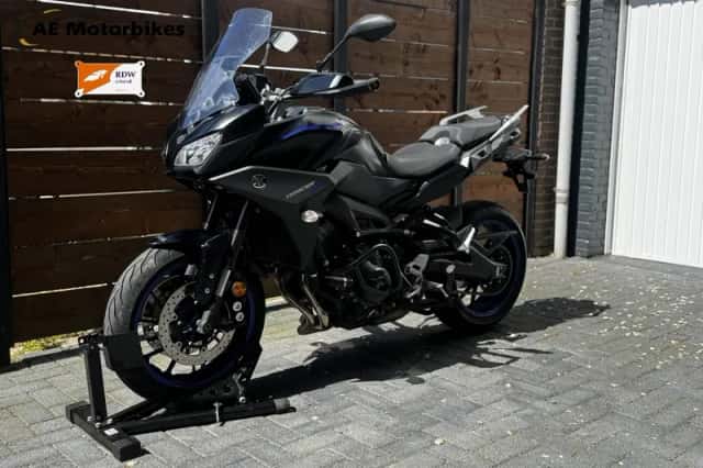Yamaha Tracer 900 (2018) thumbnail 2