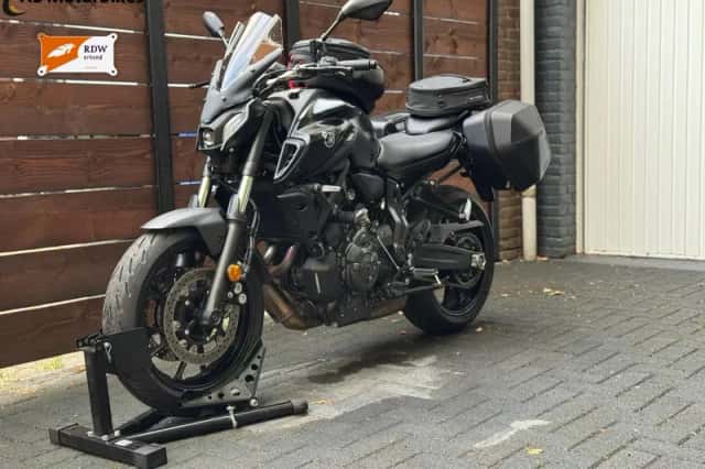 Yamaha MT-07 (2021) thumbnail 2