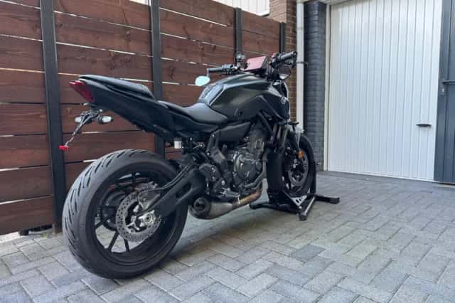 Yamaha MT-07 (2024) thumbnail 4