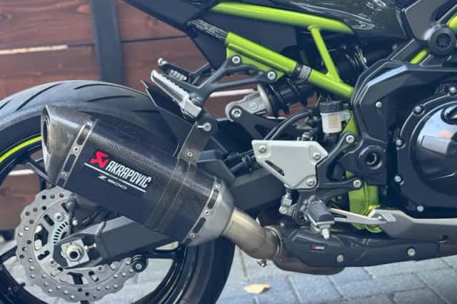 Kawasaki Z900 (2020) thumbnail 5