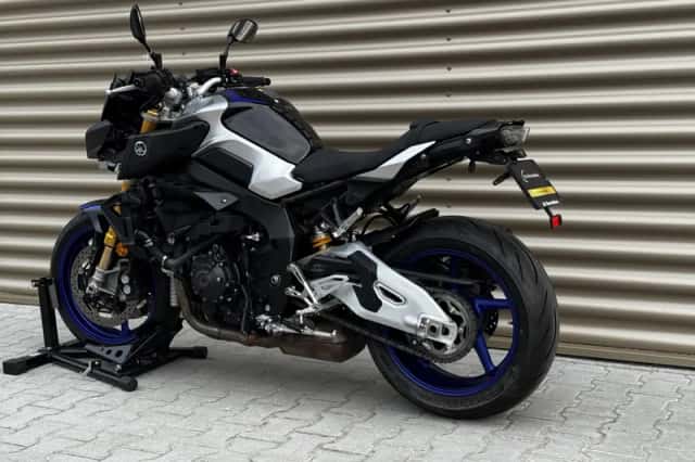 Yamaha MT-10 (2019) thumbnail 5