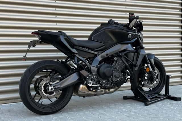 Yamaha MT-09 (2024) thumbnail 6