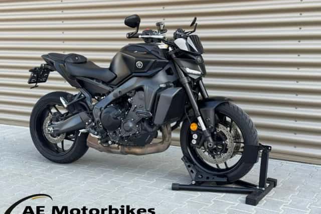 Yamaha MT-09 (2024) thumbnail 1
