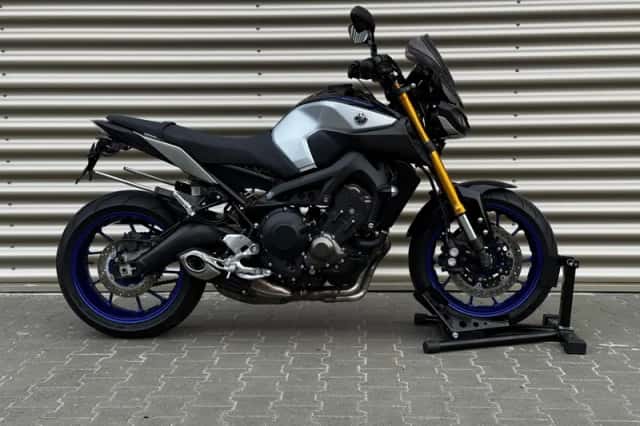 Yamaha MT-09 (2020) thumbnail 2