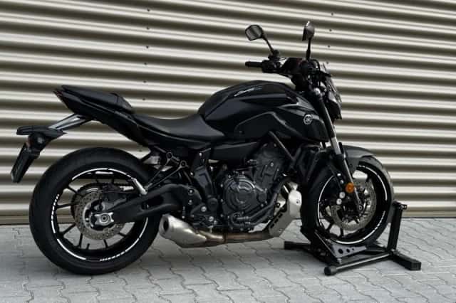 Yamaha MT-07 (2023) thumbnail 2