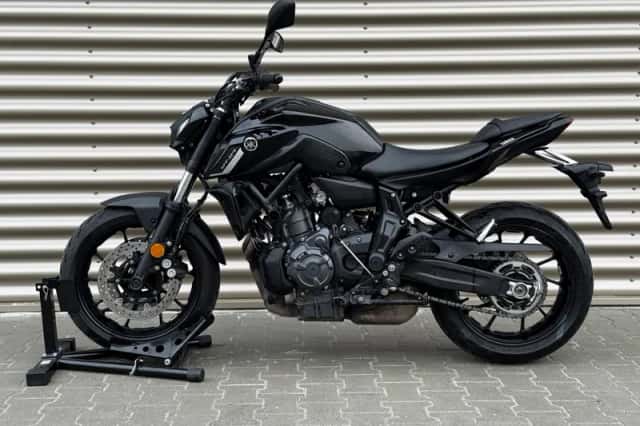 Yamaha MT-07 (2024) thumbnail 3