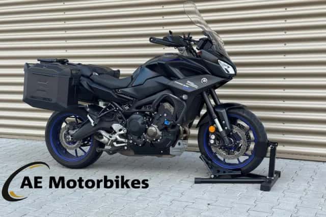 Yamaha Tracer 900 (2018) thumbnail 1