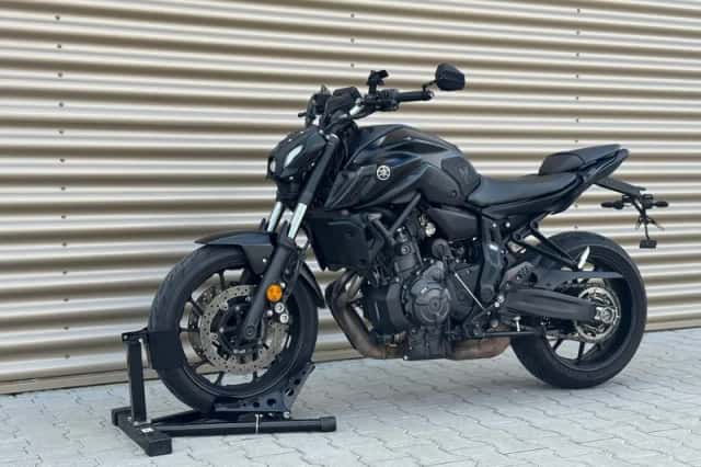 Yamaha MT-07 (2024) thumbnail 4