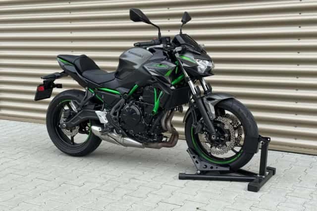 Kawasaki Z650 (2024) thumbnail 5