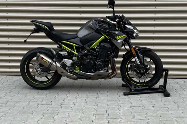 Kawasaki Z900 (2020) thumbnail 4