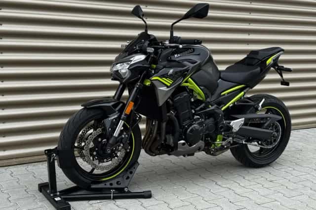 Kawasaki Z900 (2020) thumbnail 5