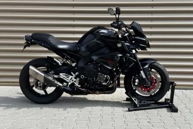 Yamaha MT-10 (2017) thumbnail 5