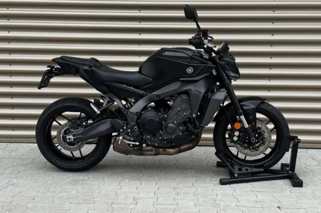 Yamaha MT-09 (2024) thumbnail 2