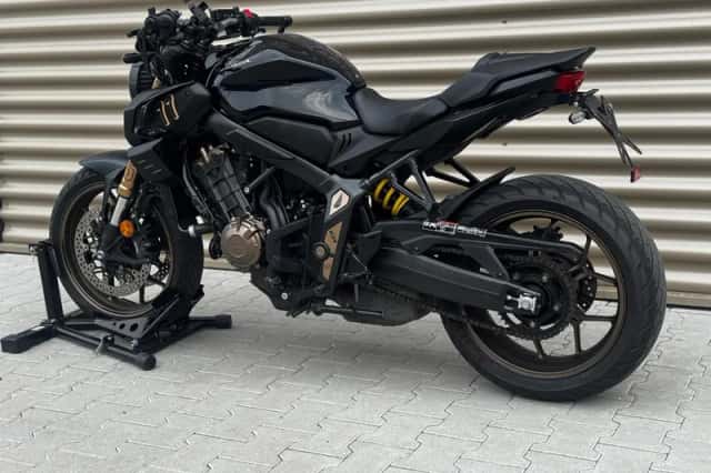 Honda CB650R (2020) thumbnail 6