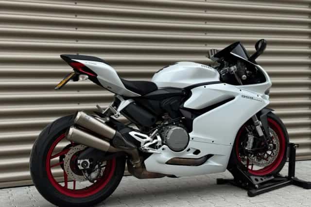 Ducati Panigale 959 (2017) thumbnail 3