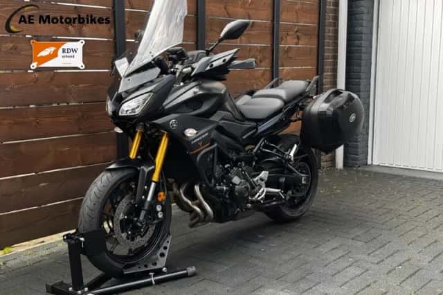 Yamaha Tracer 900 (2018) thumbnail 2