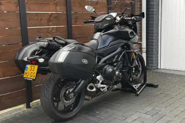 Yamaha Tracer 900 (2018) thumbnail 5