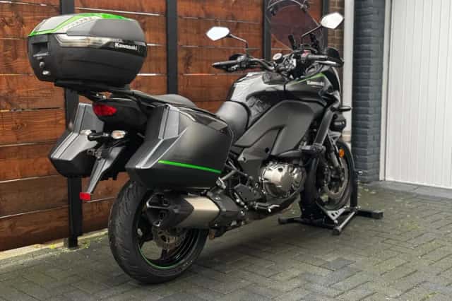 Kawasaki Versys 1000 (2018) thumbnail 4