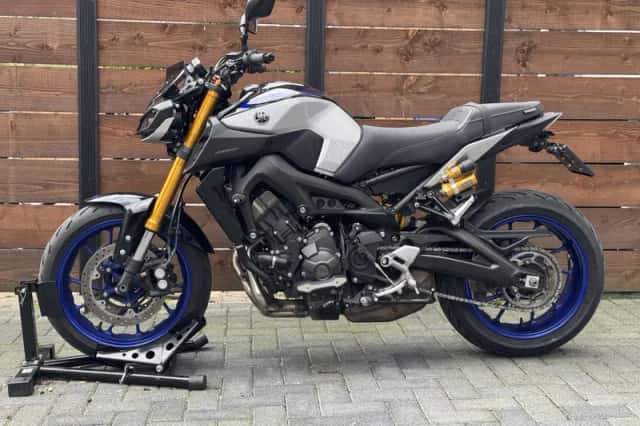 Yamaha MT-09 (2018) thumbnail 3