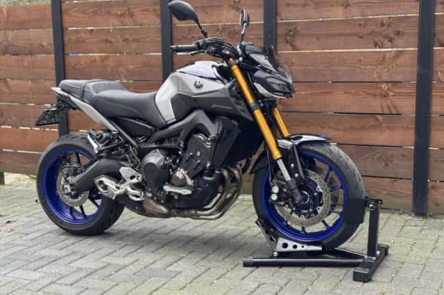 Yamaha MT-09 (2018) thumbnail 5