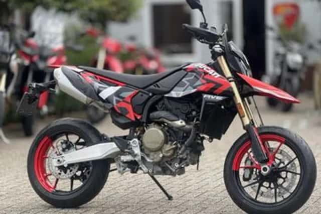 Ducati Hypermotard (2025) thumbnail 3