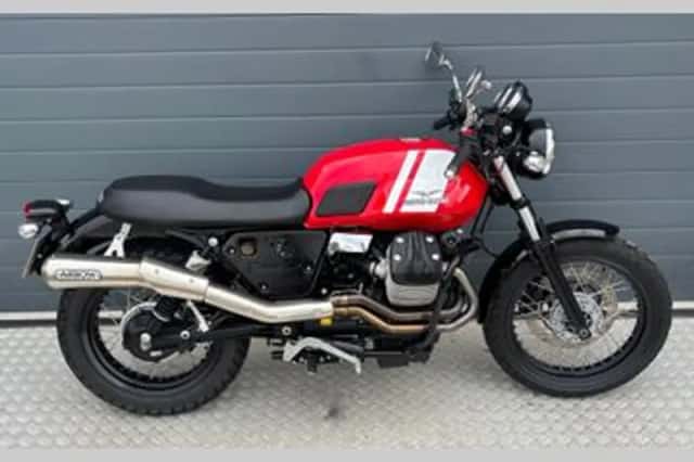 Moto Guzzi V7 (2016) thumbnail 1