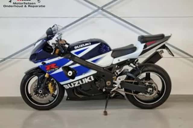 Suzuki GSX-R1000 (2003) thumbnail 1