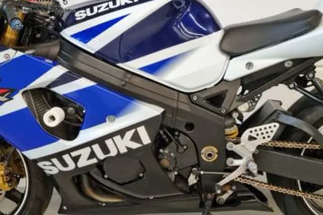 Suzuki GSX-R1000 (2003) thumbnail 5