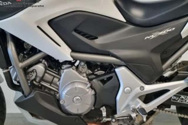 Honda NC700X (2012) thumbnail 5