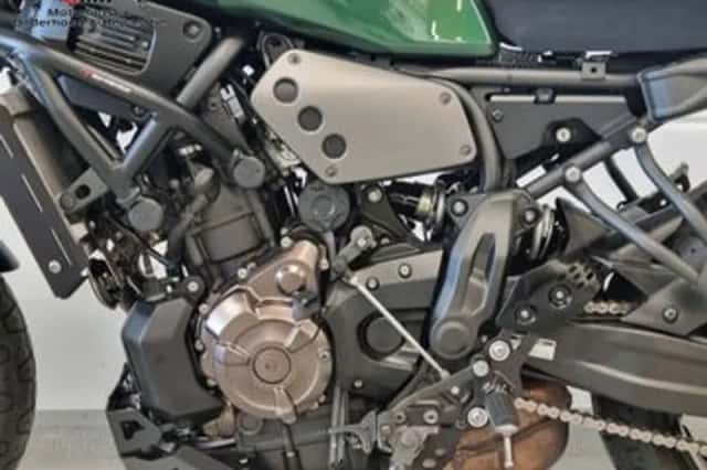 Yamaha XSR700 (2016) thumbnail 5