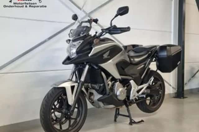 Honda NC700X (2012) thumbnail 2