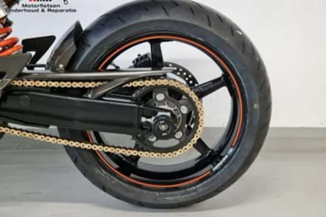 KTM 990 Super Duke R (2009) thumbnail 4
