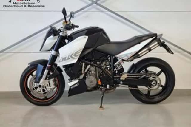 KTM 990 Super Duke (2008) thumbnail 1