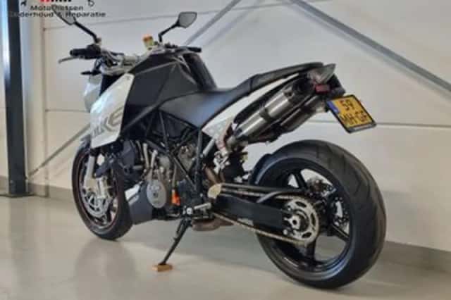 KTM 990 Super Duke (2008) thumbnail 3