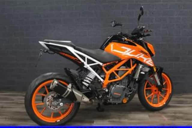 KTM 390 Duke (2018) thumbnail 3
