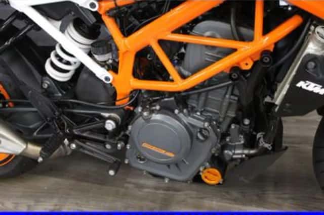 KTM 390 Duke (2018) thumbnail 5
