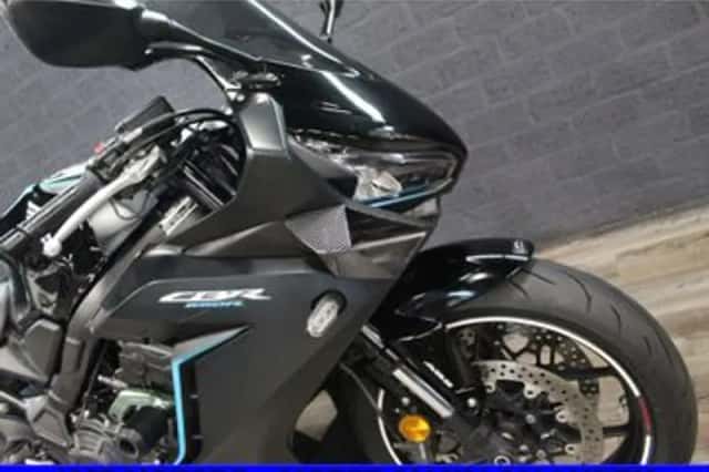 Honda CBR650R (2023) thumbnail 4