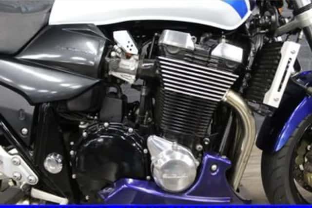 Suzuki GSX 1400 (2007) thumbnail 4