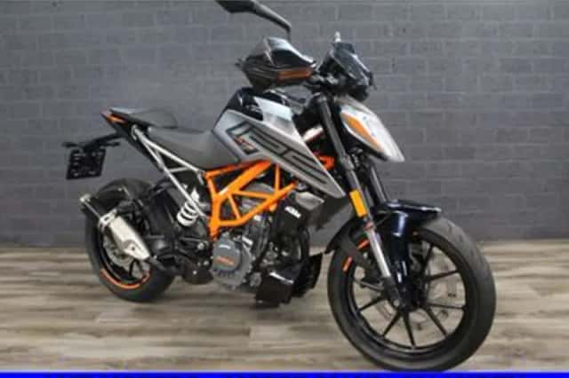 KTM 125 Duke (2021) thumbnail 2
