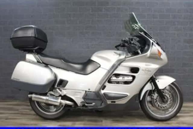 Honda ST 1100 Pan European (1994) thumbnail 1