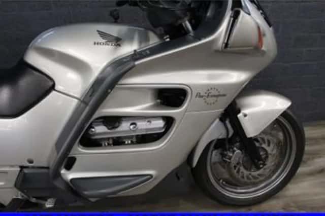 Honda ST 1100 Pan European (1994) thumbnail 5