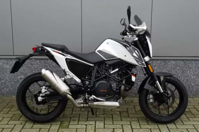 KTM 690 Duke (2017) thumbnail 1
