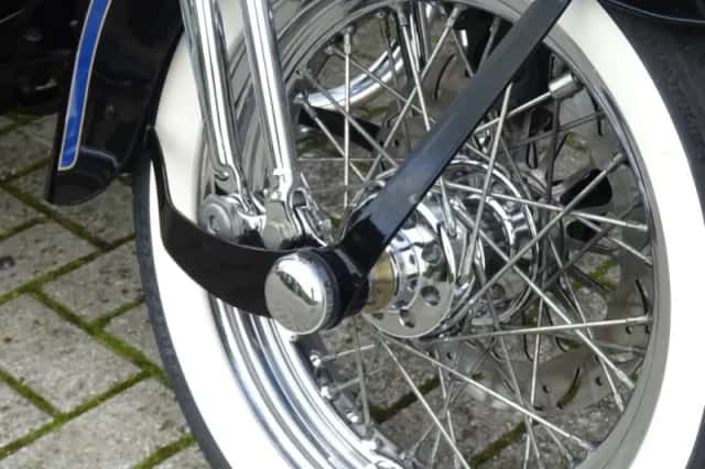 Harley-Davidson Heritage FLSTS SPRINGER (1998) thumbnail 5