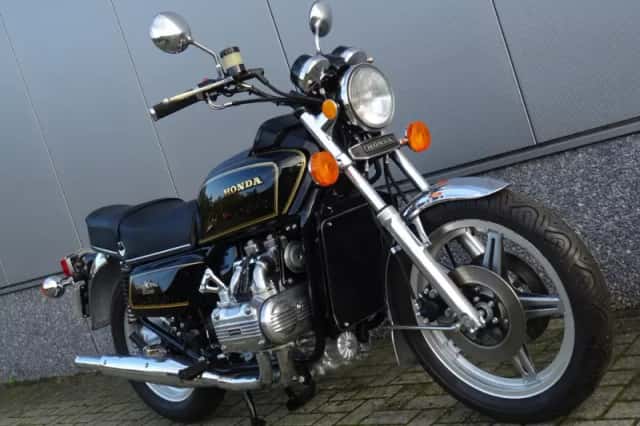 Honda GL 1000 K3 (1978) thumbnail 2