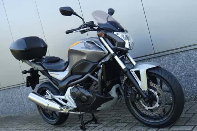 Honda NC 700 S (2013) thumbnail 2