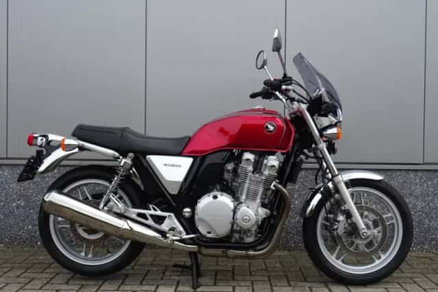 Honda CB 1100 (2013) thumbnail 1
